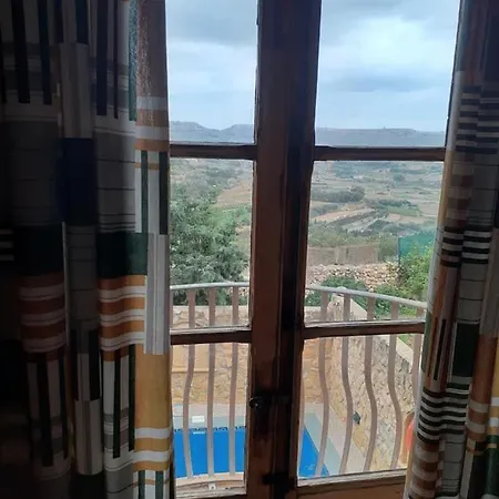 Farmhouse With Private Pool In Xaghra Gozo 度假居